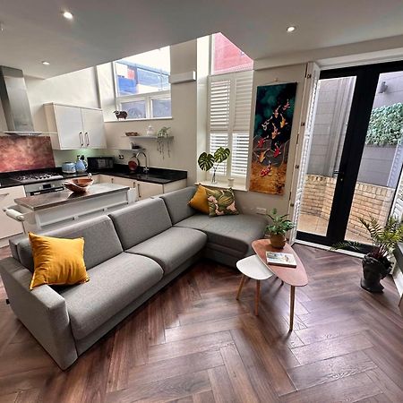 Stylish, Modern Apartment In Central Londra Exterior foto